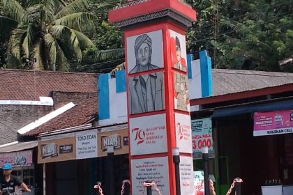 Tuin Van Java - Tugu Pucang Bukan Sekadar Tugu Penunjuk Jalan