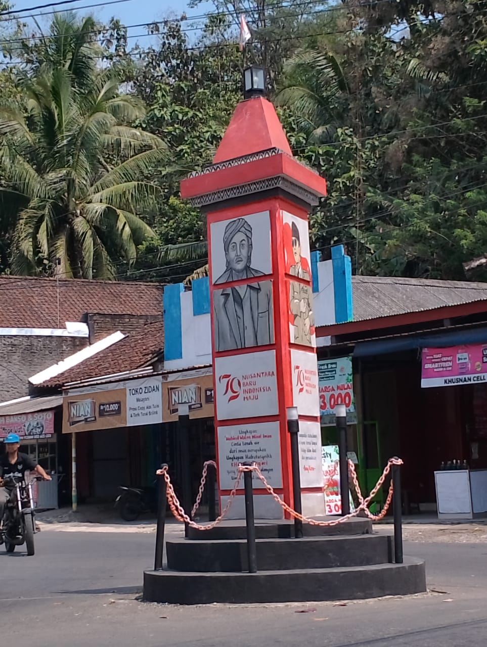 Tuin Van Java - Tugu Pucang Bukan Sekadar Tugu Penunjuk Jalan